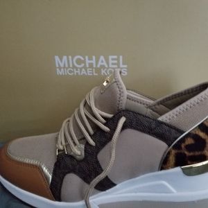 Michael Kors Liv Trainers
